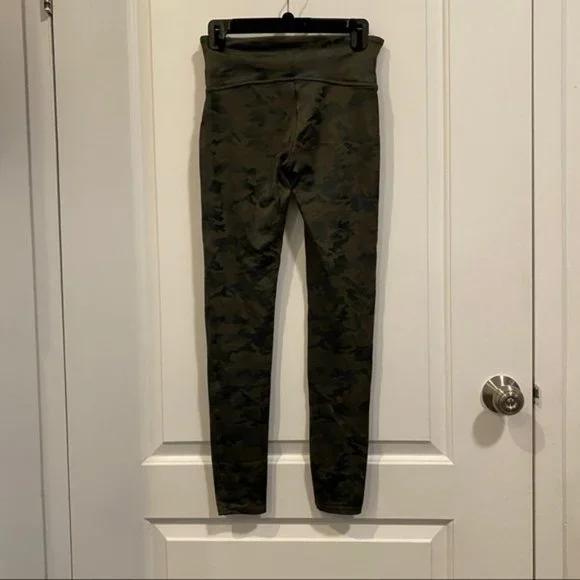 Spanx Faux Leather Camo Leggings - Picture 6 of 6